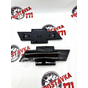 Chevrolet Silverado 11-14 (BL/Gloss) 318/115мм логотип решетки