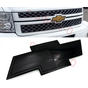 Chevrolet Silverado 11-14 (BL/Gloss) 318/115мм логотип решетки
